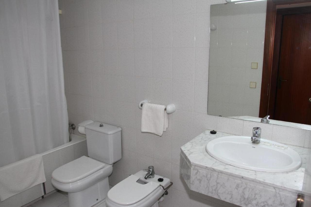 Apartamentos Marina 포엔샤 항구 외부 사진